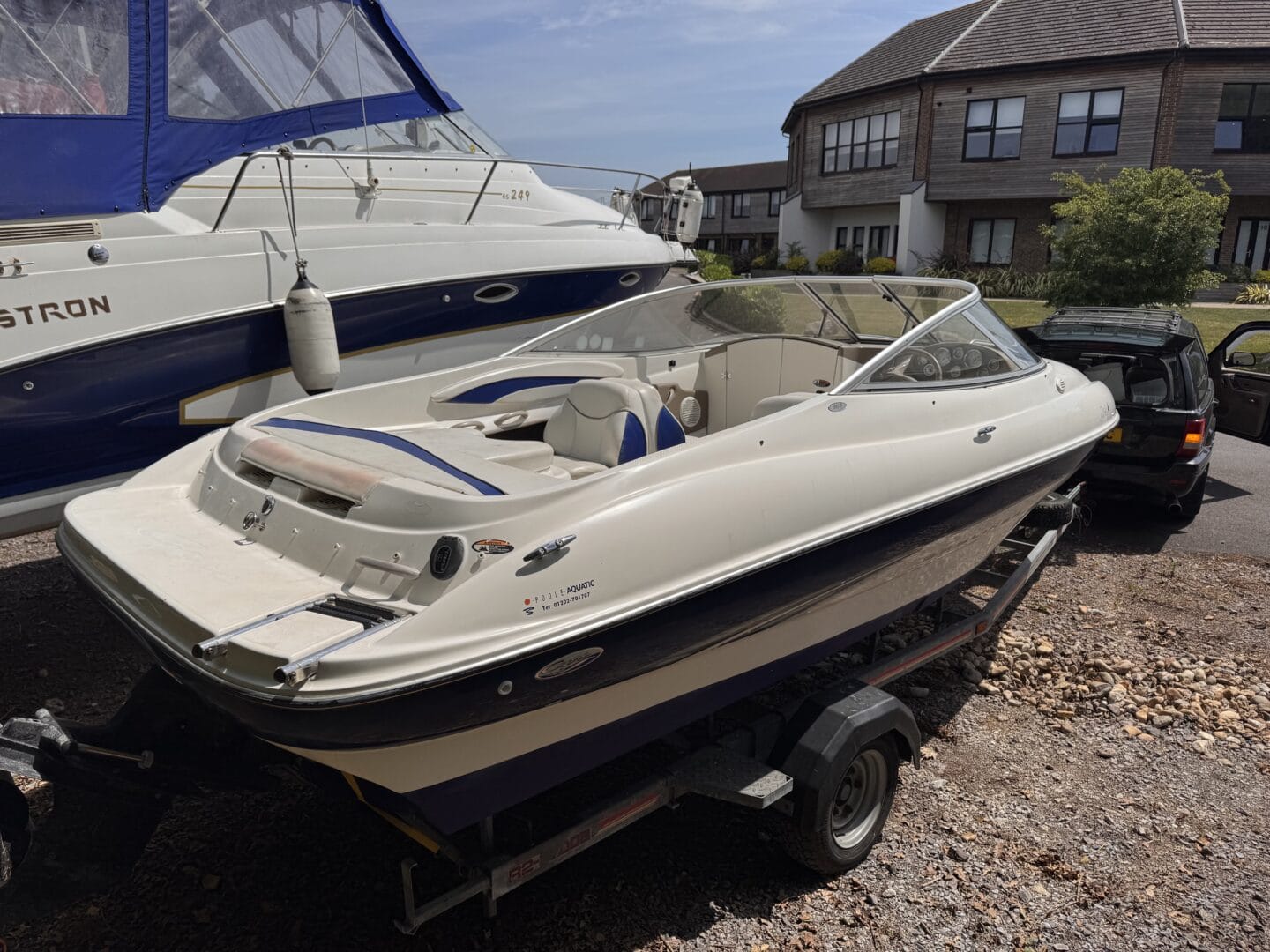 Bayliner 602 Cuddy (2)